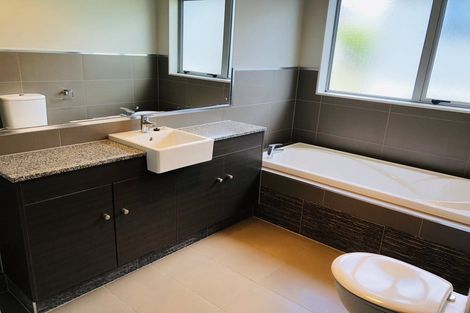 Photo of property in 6 Darion Drive, Flat Bush, Auckland, 2019