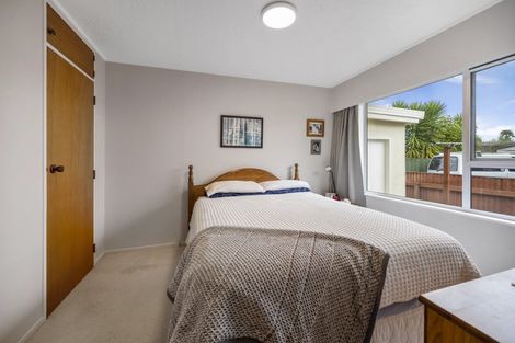 Photo of property in 2/3 Murphy Road, Taradale, Napier, 4112