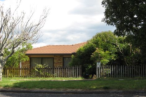 Photo of property in 2/30 Hall Street, Pukekohe, 2120