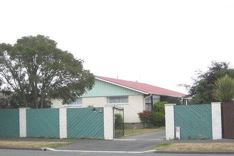 Photo of property in 26 Inwoods Road, Parklands, Christchurch, 8083