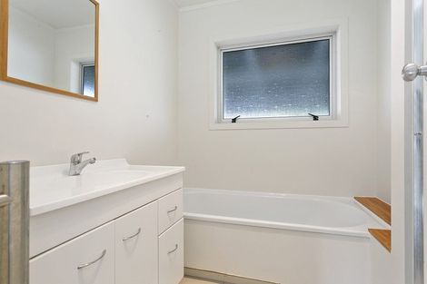 Photo of property in 37 Richmond Street, Cambridge, 3434