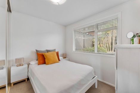 Photo of property in 107f2 Allington Road, Karori, Wellington, 6012