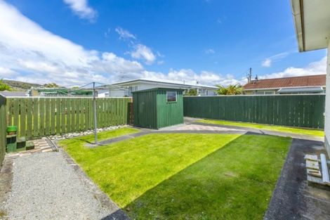 Photo of property in 50f2- Kowhai Avenue, Ebdentown, Upper Hutt, 5018