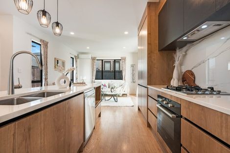 Photo of property in 718b Massey Road, Mangere, Auckland, 2022