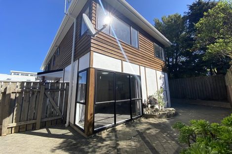 Photo of property in 21f4 Rotoiti Street, Johnsonville, Wellington, 6037