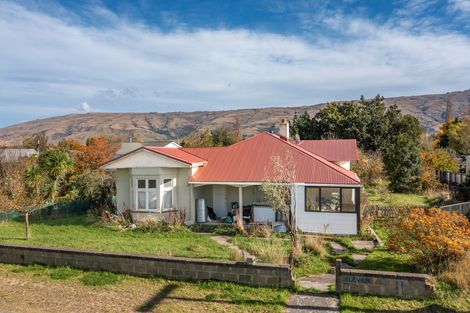 Photo of property in 11 West Street, Middlemarch, 9597