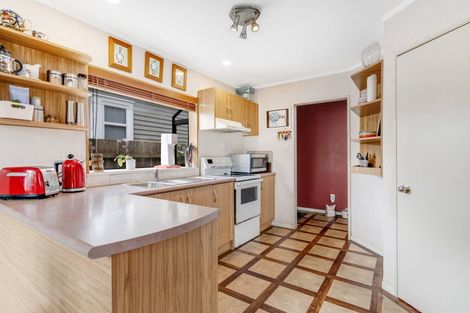 Photo of property in 2/133 Moore Street, Howick, Auckland, 2014