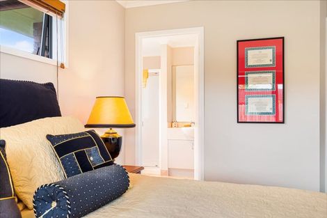 Photo of property in 3 Springtide Place, Red Beach, 0932