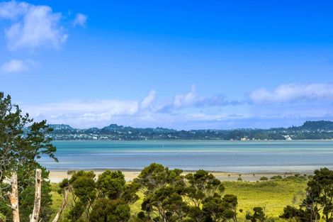 Photo of property in 77 Bomb Point Drive, Hobsonville, Auckland, 0616