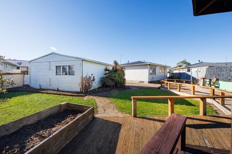 Photo of property in 82 Keith Street, Roslyn, Palmerston North, 4414