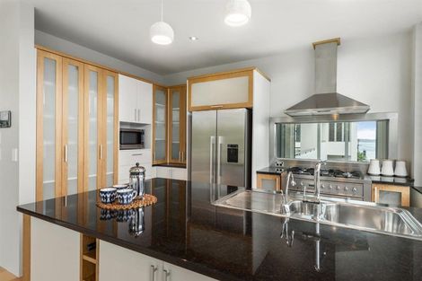 Photo of property in 22b Beach Road, Castor Bay, Auckland, 0620