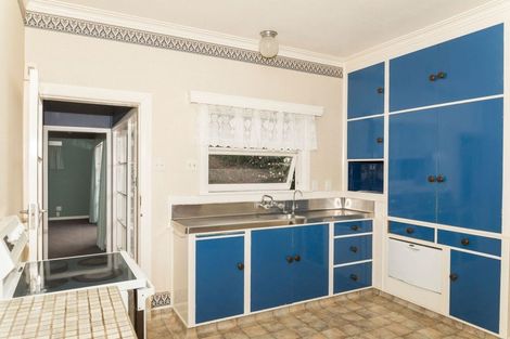 Photo of property in 97 Guy Street, Dannevirke, 4930