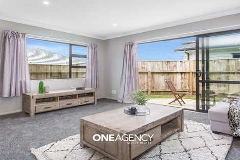 Photo of property in 27 Moonsail Drive, Whitby, Porirua, 5024