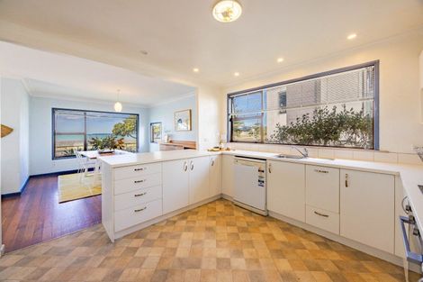 Photo of property in 11 Ferguson Avenue, Westshore, Napier, 4110