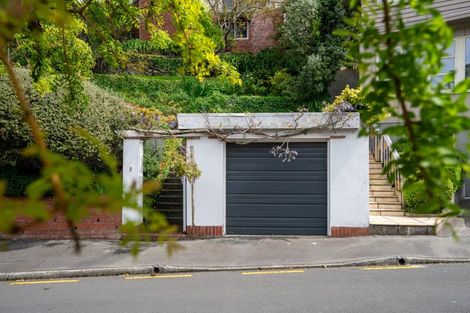 Photo of property in 9 Easdale Street, Kelburn, Wellington, 6012