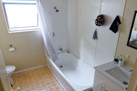 Photo of property in 24f2 Akatea Street, Berhampore, Wellington, 6023