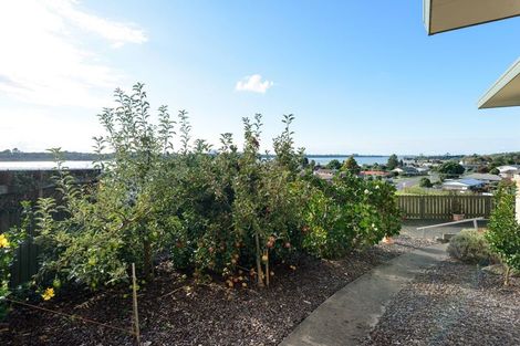 Photo of property in 7 Oakland Way, Welcome Bay, Tauranga, 3112