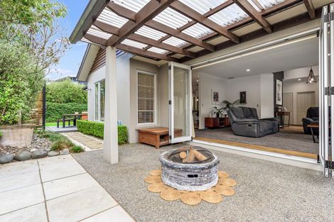 Photo of property in 43 The Esplanade, Huntington, Hamilton, 3210