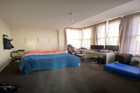 Photo of property in 98 Majoribanks Street, Mount Victoria, Wellington, 6011