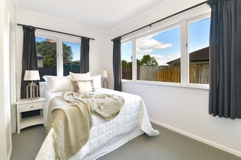 Photo of property in 73a Awaroa Road, Helensville, 0800