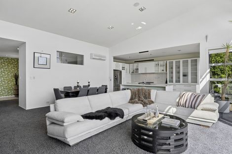 Photo of property in 8a Doon Street, Vauxhall, Dunedin, 9013