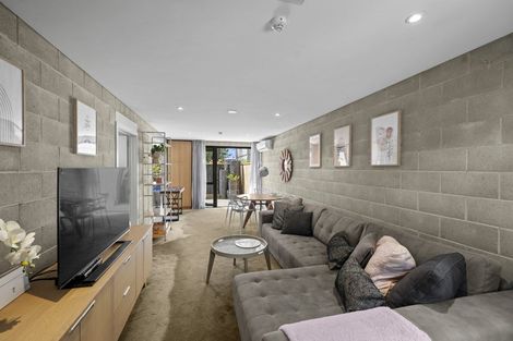 Photo of property in 7/868 Colombo Street, Christchurch Central, Christchurch, 8013