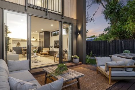 Photo of property in 1/19 Champion Street, Edgeware, Christchurch, 8013