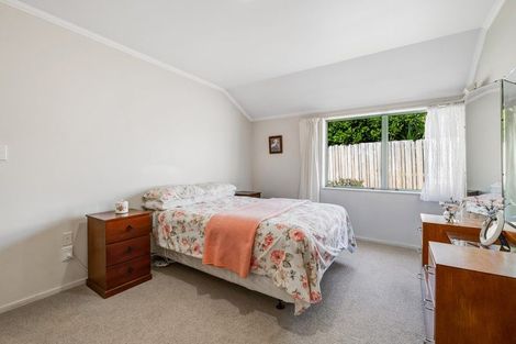 Photo of property in 6 The Boulevard, Red Beach, 0932
