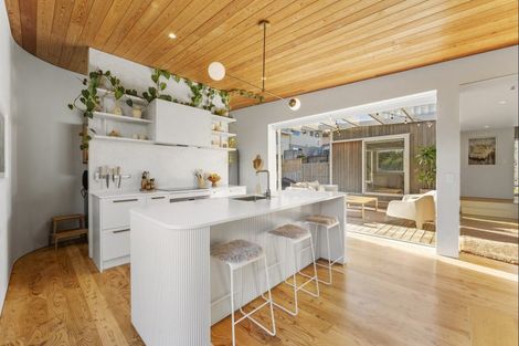 Photo of property in 249b Oceanbeach Road, Mount Maunganui, 3116