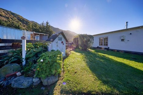 Photo of property in 39 Waitane Road, Oaro, Kaikoura, 7374
