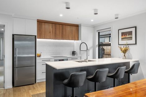 Photo of property in 19 Kuihi Street, Poike, Tauranga, 3112