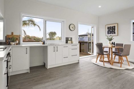Photo of property in 76 Storey Avenue, Forest Lake, Hamilton, 3200
