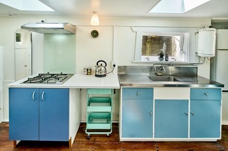 Photo of property in 48u4 Owhiro Bay Parade, Owhiro Bay, Wellington, 6023