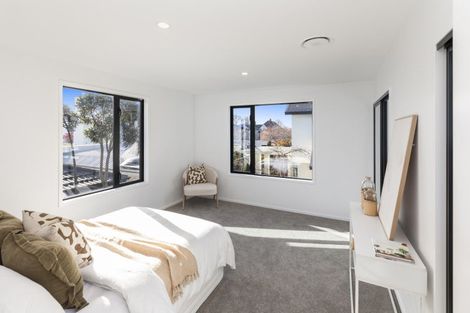 Photo of property in 2/61 Murray Place, St Albans, Christchurch, 8014