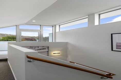 Photo of property in 1/45 Beachville Road, Redcliffs, Christchurch, 8081