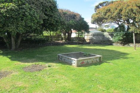 Photo of property in 67 Marine Parade, Paraparaumu Beach, Paraparaumu, 5032
