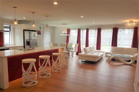 Photo of property in 17 Banks Boulevard, Whitby, Porirua, 5024