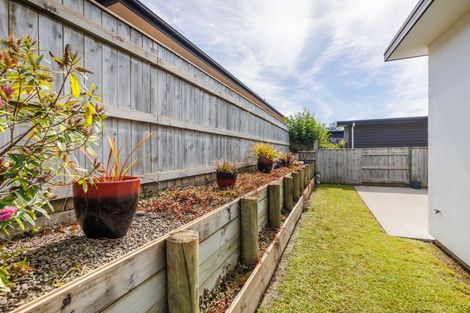 Photo of property in 10 Galea Grove, Kelvin Grove, Palmerston North, 4414