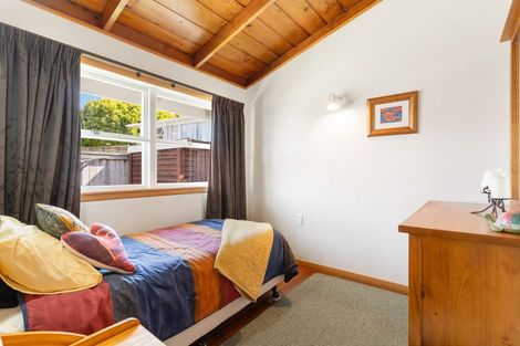 Photo of property in 52b Tirimoana Road, Te Atatu South, Auckland, 0602