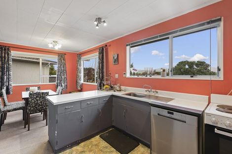 Photo of property in 31 Te Kupe Road, Paraparaumu Beach, Paraparaumu, 5032