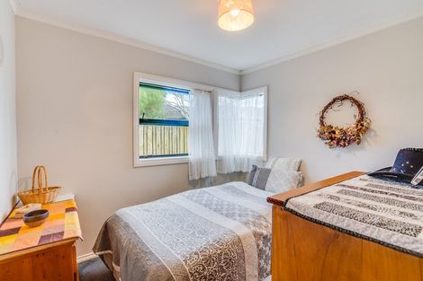 Photo of property in 2/18 Milton Road, Orewa, 0931