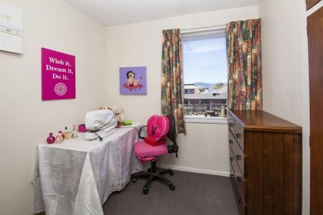 Photo of property in 6a Epsom Road, Sockburn, Christchurch, 8042