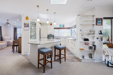 Photo of property in 1 Merlin Close, Huntington, Hamilton, 3210