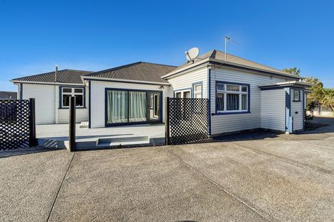 Photo of property in 290 Lake Terrace Road, Shirley, Christchurch, 8061