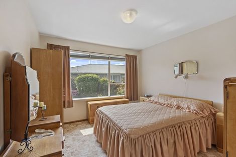 Photo of property in 62 Greendale Avenue, Avonhead, Christchurch, 8042