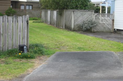 Photo of property in 18 The Southern Isle, Omaha, 0986