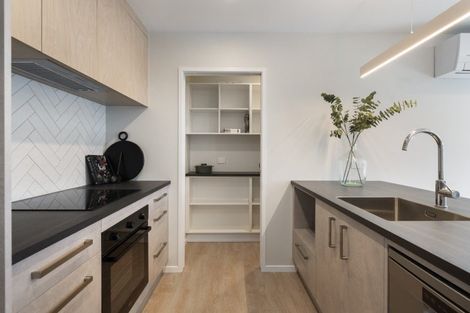 Photo of property in 17 Echo Street, 4702