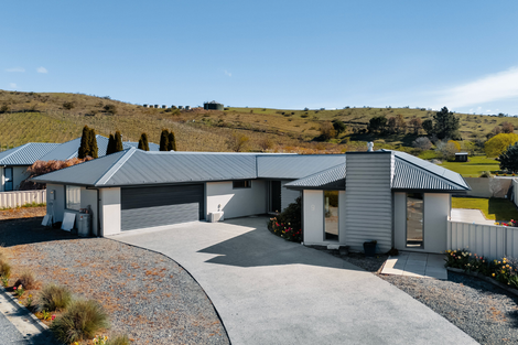 Photo of property in 9 Pinot Noir Court, Omarama, 9412
