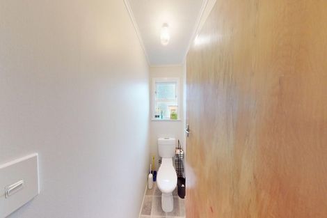 Photo of property in 2 Balmoral Crescent, Springvale, Whanganui, 4501