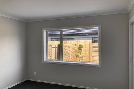 Photo of property in 32 Grovedale Square, Wainuiomata, Lower Hutt, 5014